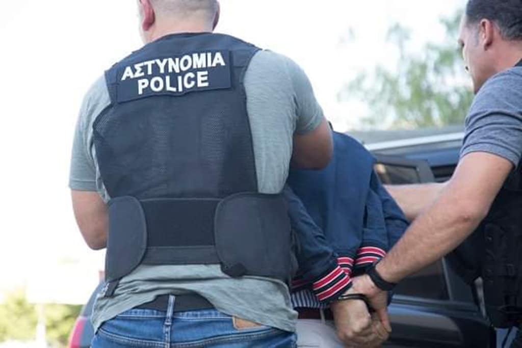 Nicosia 50-year-old arrested after gun and bullet found - Sigmalive English