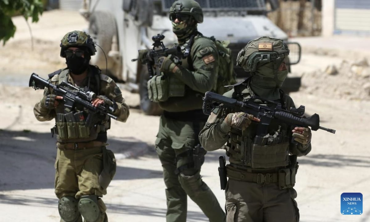 Israeli settlers attack Italian Canadian volunteers in West Bank ...